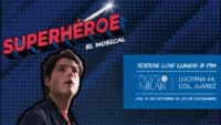 Sumérgete en la emocionante historia de Superhéroe, el musical que te hará ver que los verdaderos héroes están más cerca de lo que crees.